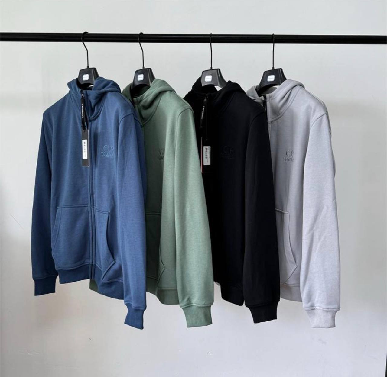 Sweats zippés à capuche C.P. Company