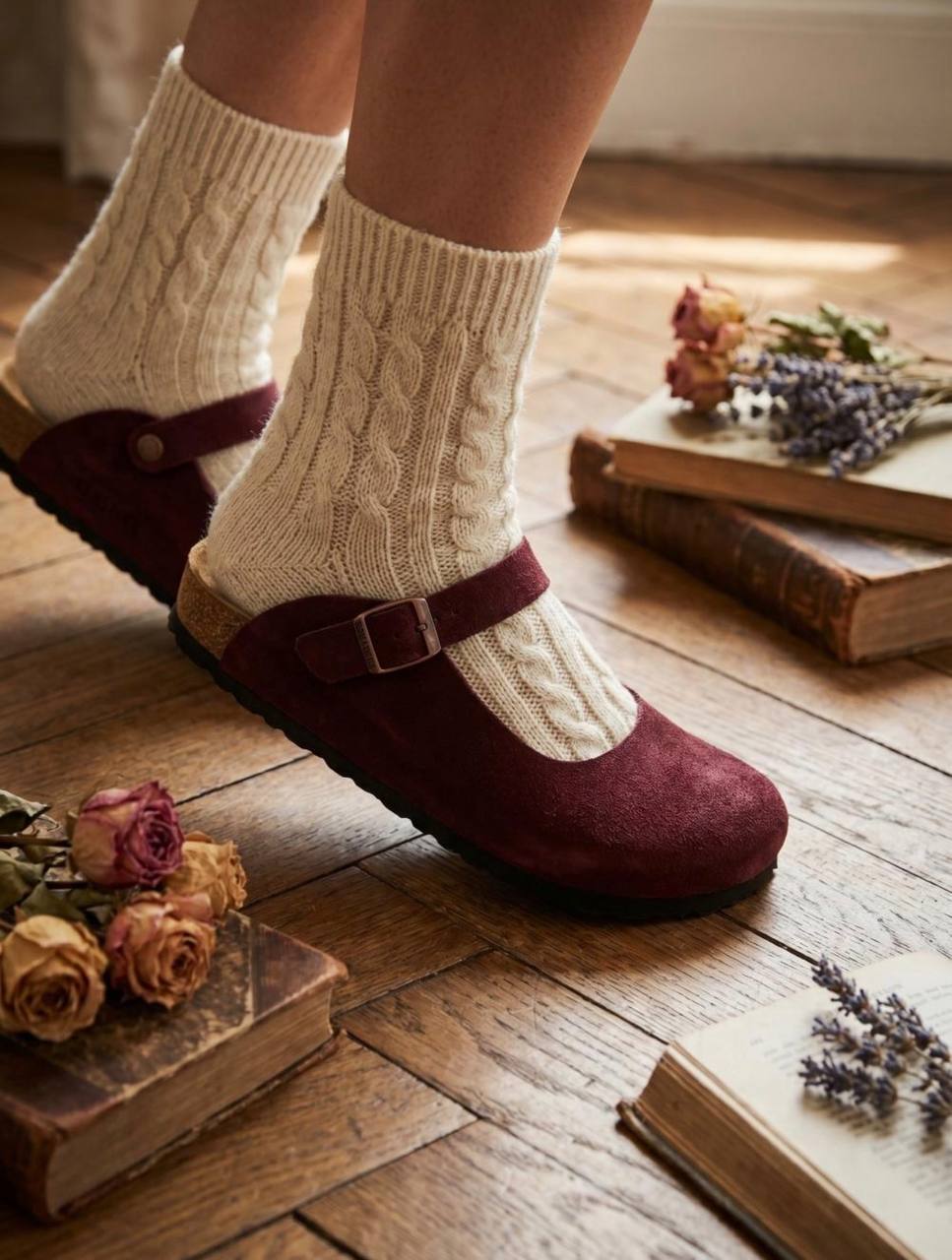 Sabots Mary Jane Birkenstock en daim bordeaux