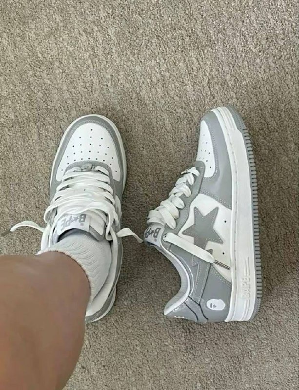 Baskets Bape Bapesta en cuir gris et blanc