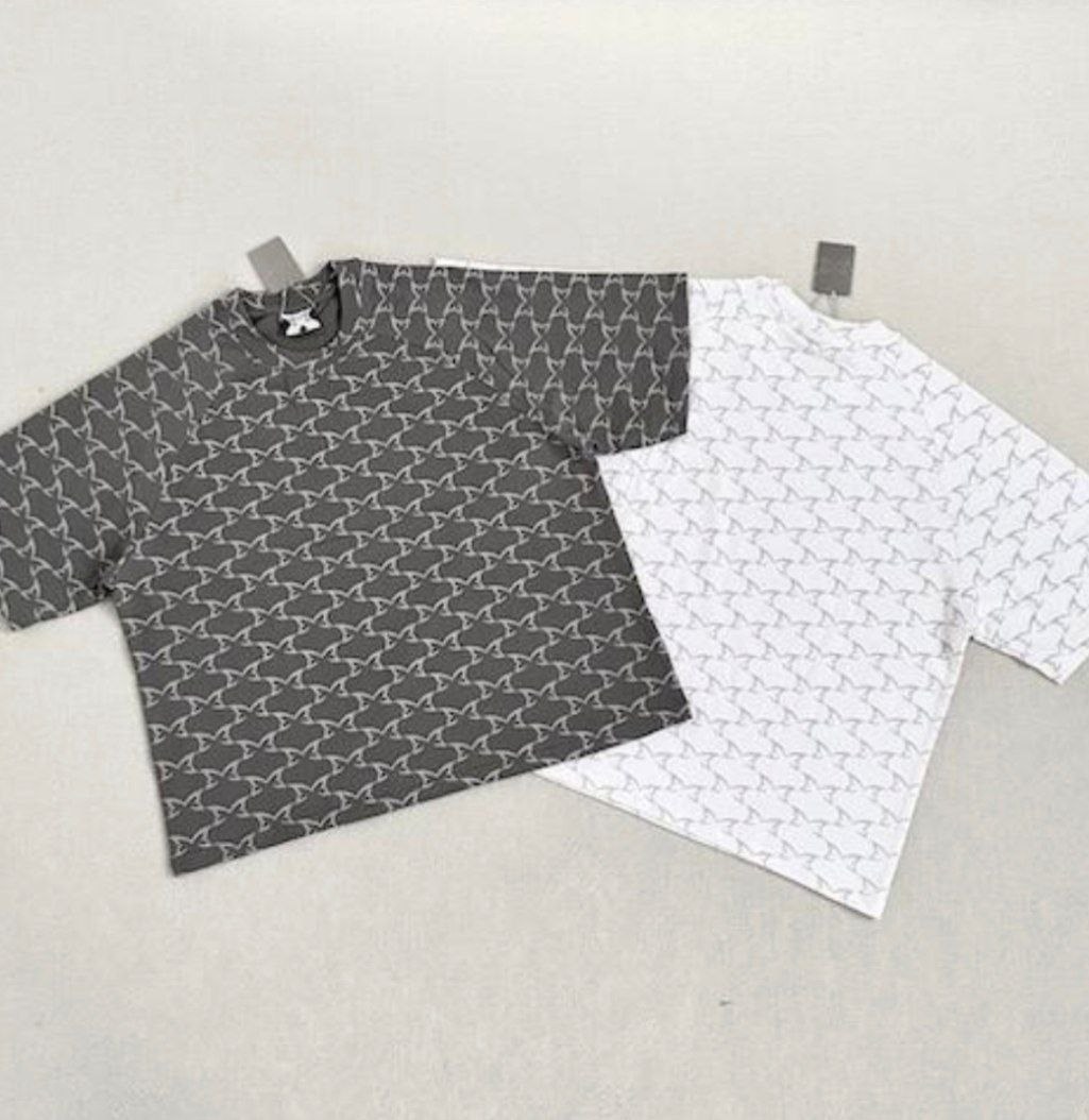 T-shirts Mertra oversize à motif géométrique répété