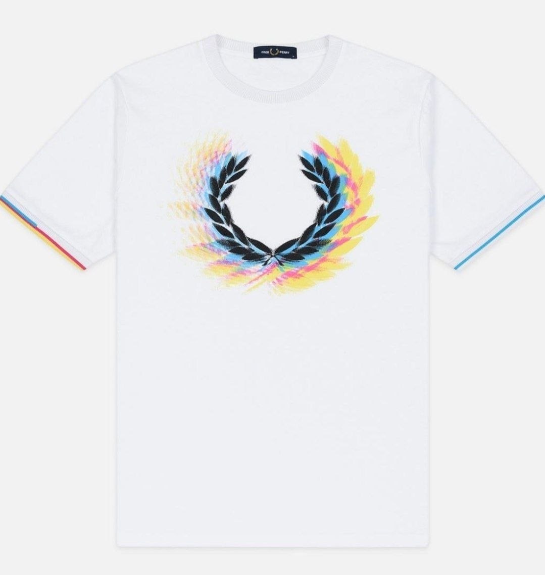 T-shirt Fred Perry blanc couronne effet flou