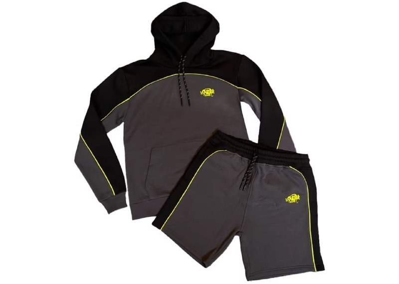 Ensemble Syna World sweat à capuche et short gris
