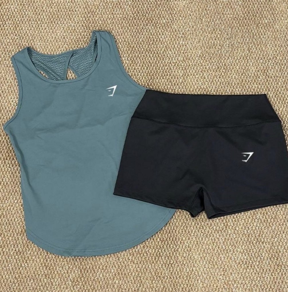 Ensemble short femme Gymshark 3 coloris