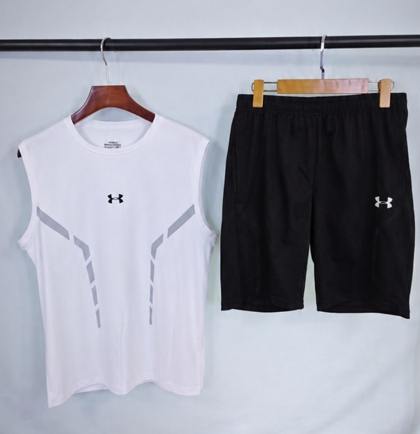 Ensemble t-shirt et short Under Armour