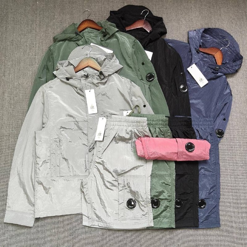Ensemble veste et short C.P. Company à verre de lunette