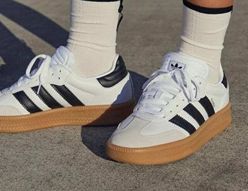 Baskets Adidas Samba XLG
