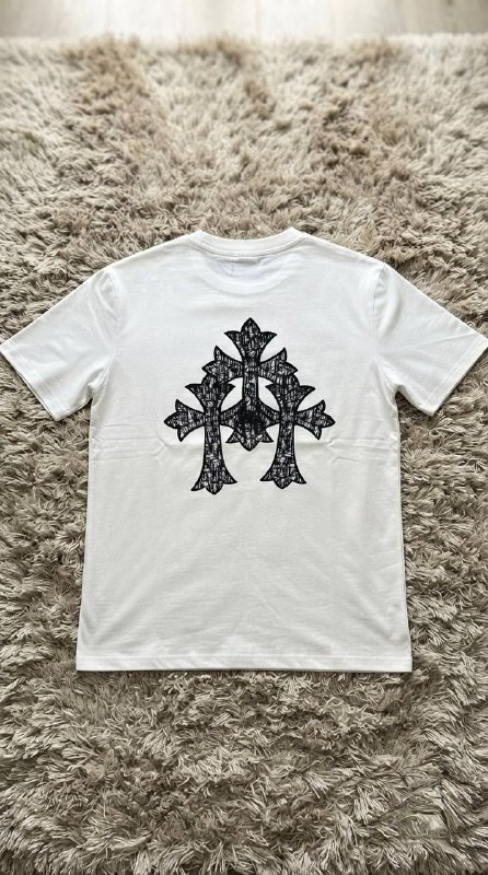T-shirt Chrome Hearts blanc à motif croix gothique
