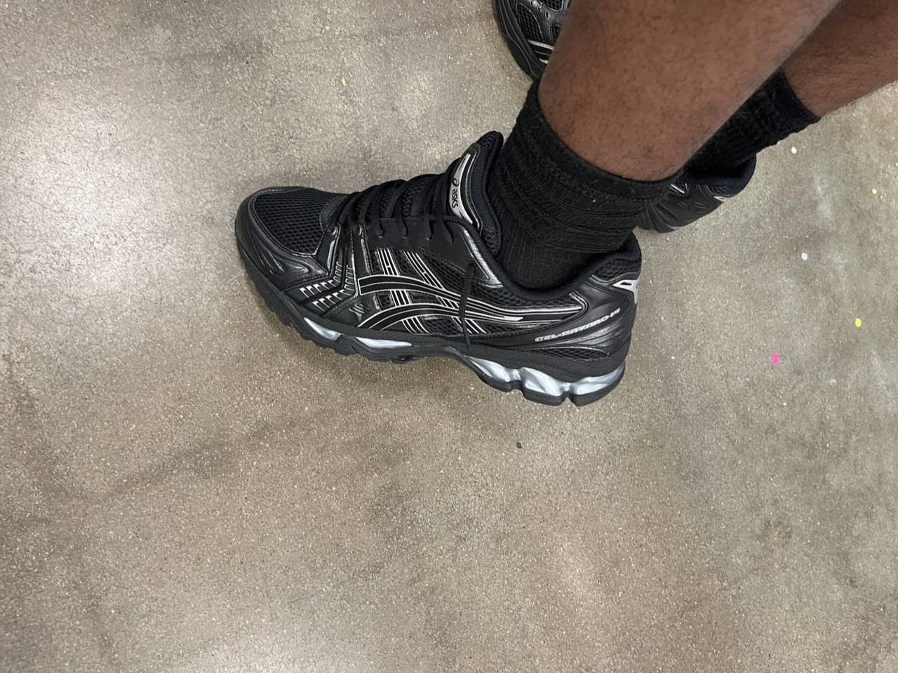 Baskets Asics Gel-Kayano 14 noir et argent