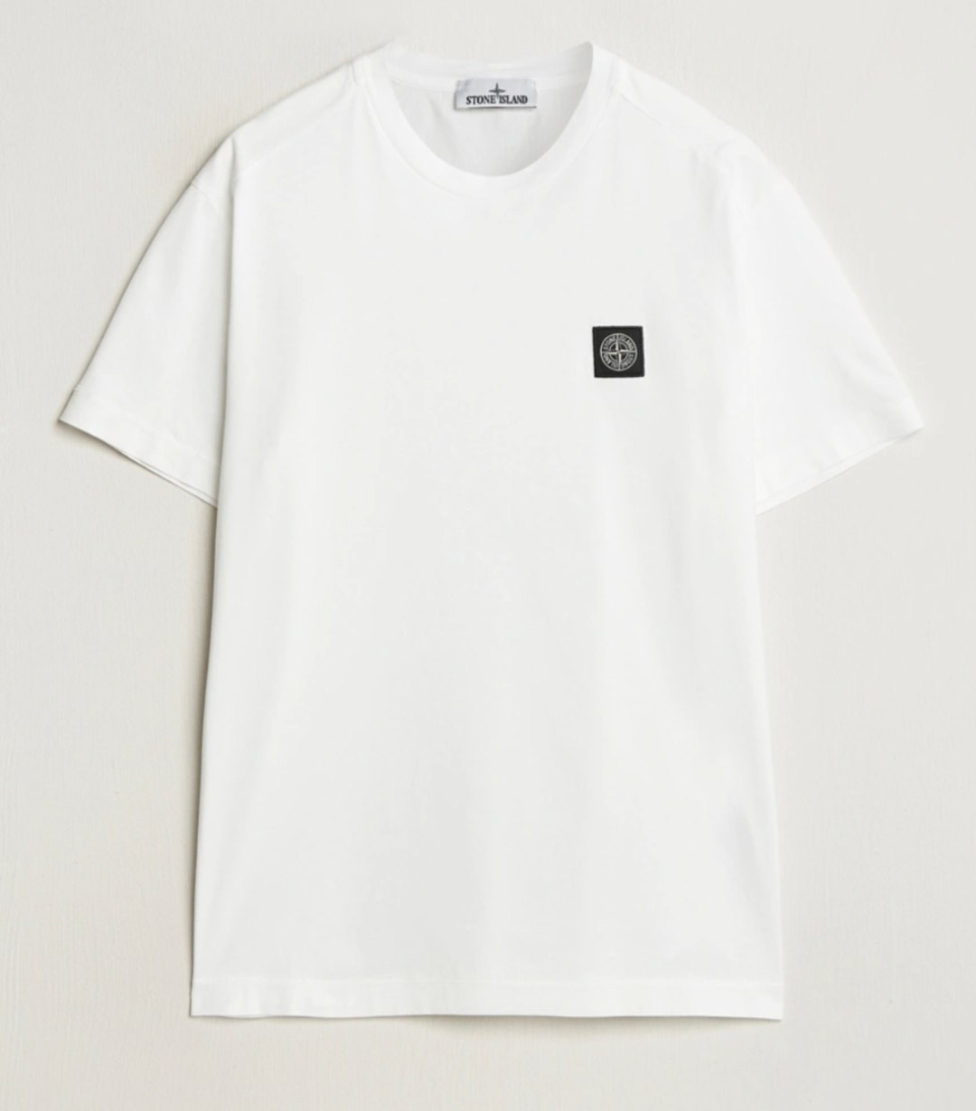 T-shirt Stone Island blanc avec écusson poitrine