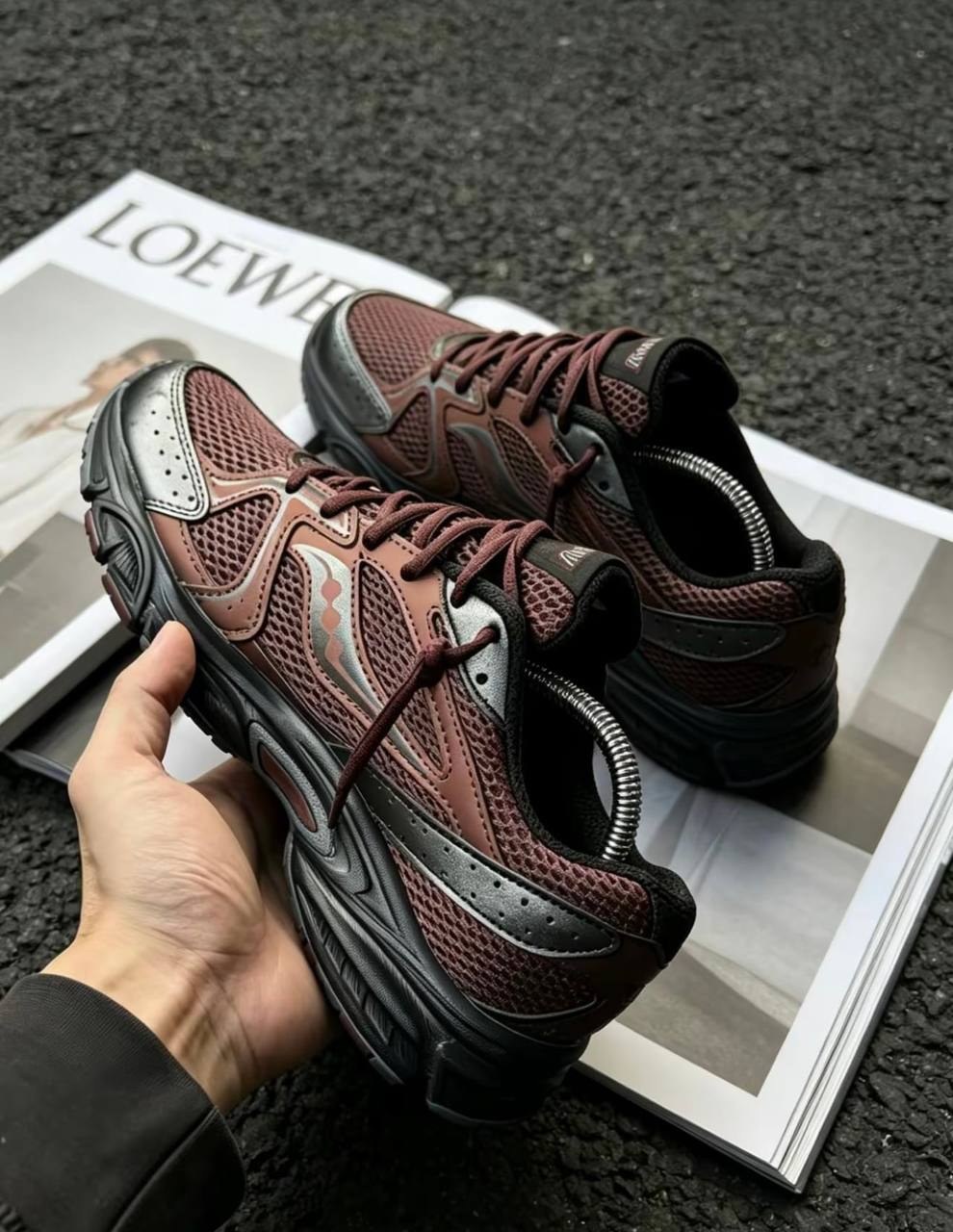Baskets Saucony Ride Millennium marron et noir