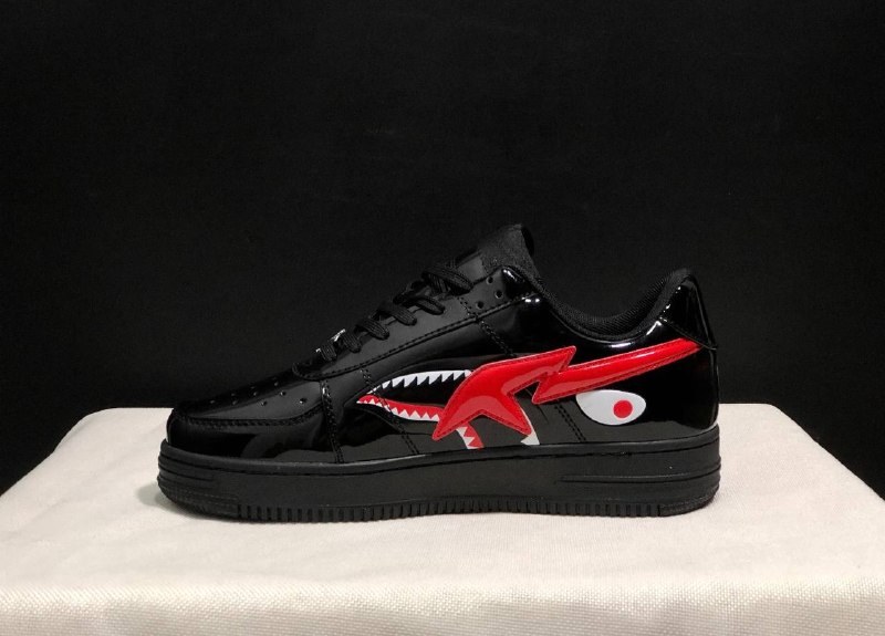 Baskets Bape Sta Shark en cuir verni noir
