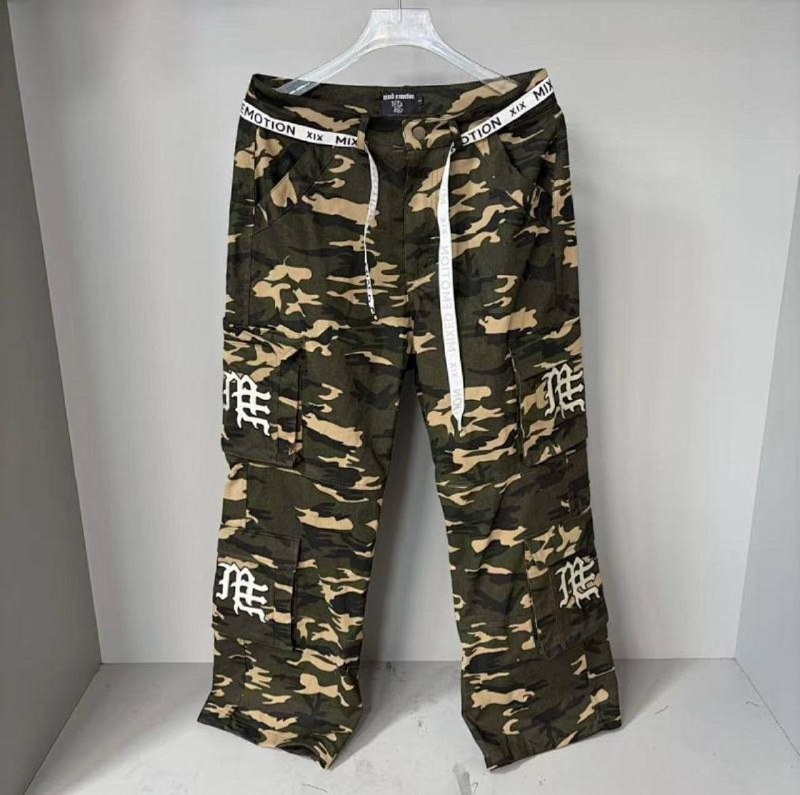 Pantalon cargo Mixed Emotion motif camouflage