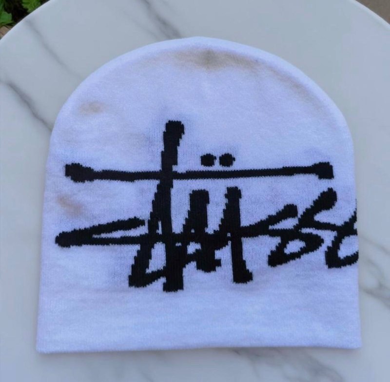 Bonnet en maille Stussy