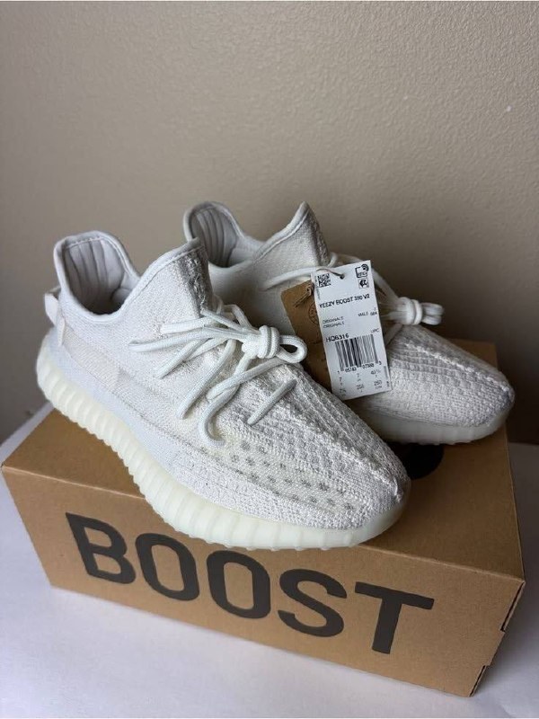 Baskets Adidas Yeezy 350