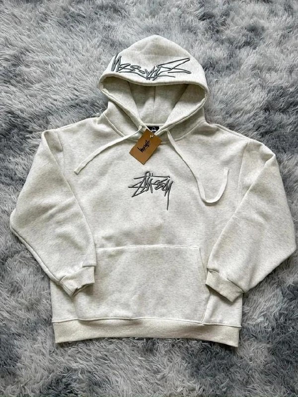 Sweat à capuche Stüssy en molleton gris
