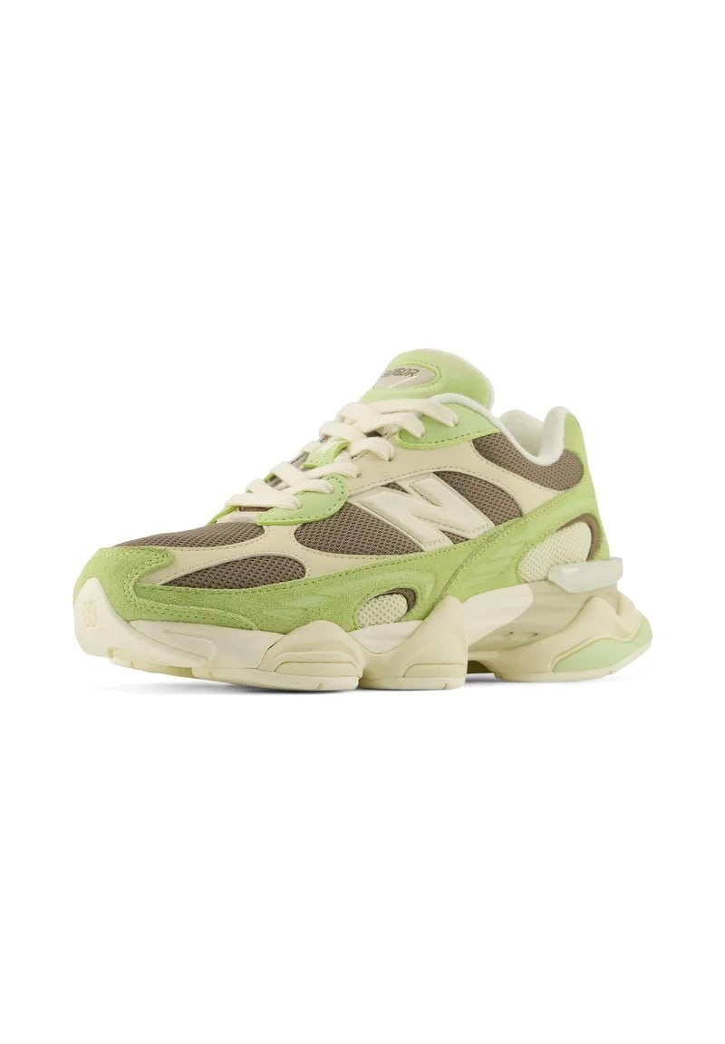 Baskets New Balance 9060 vert clair et beige