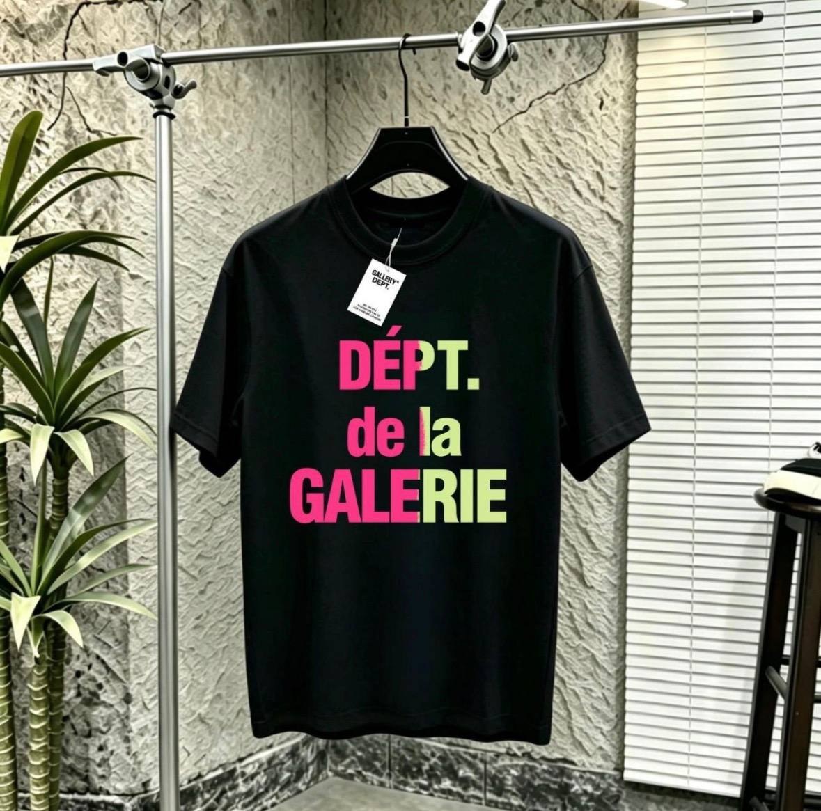 T-shirt Gallery Dept Dépt de la Galerie noir