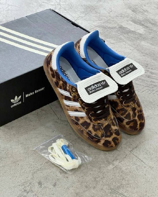 Baskets Adidas x Wales Bonner Samba imprimé léopard