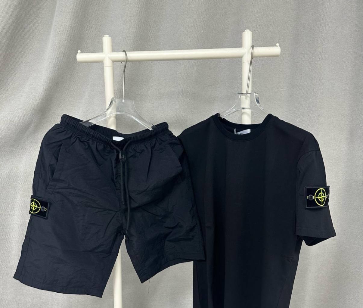 Short haut Stone Island