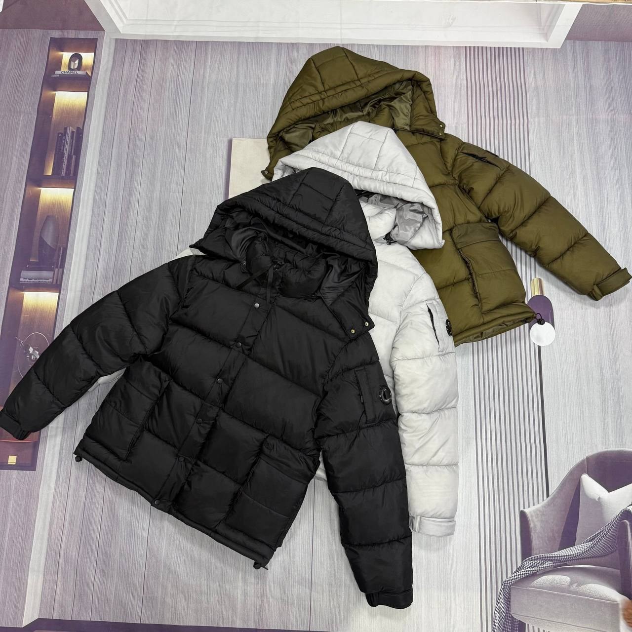 Doudoune à capuche CP Company avec Lens