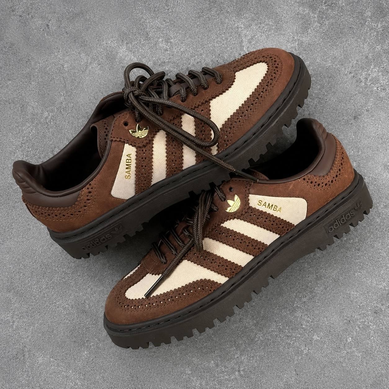 Baskets Adidas Samba WTR