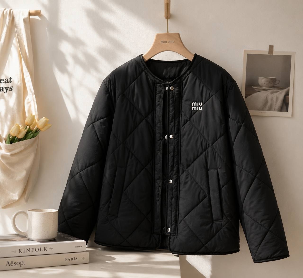 Veste matelassée noire Miu Miu sans col