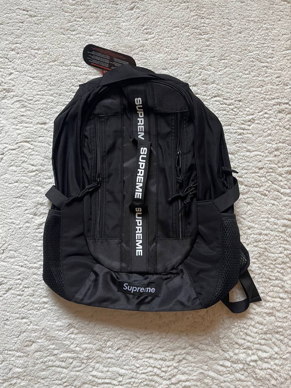 Sac à dos Supreme noir à bandes logo