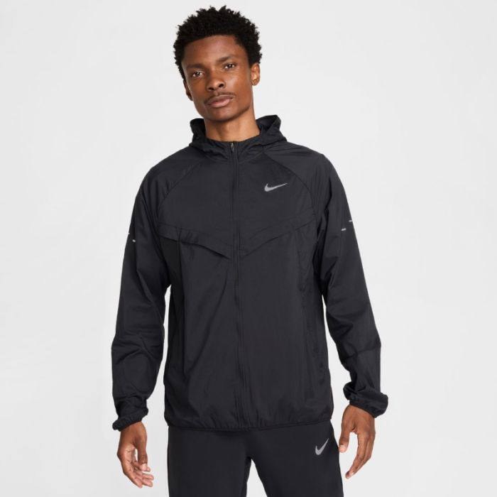 Veste coupe-vent à capuche Nike Running noire