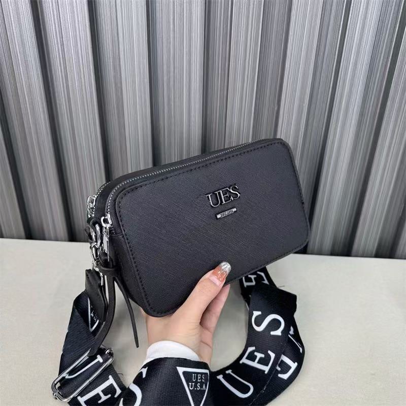 Sacoche Guess