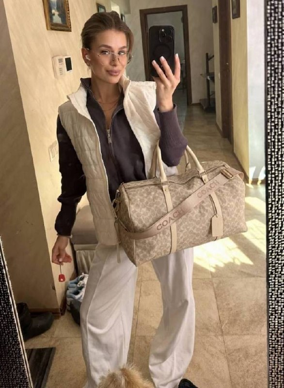 Sac de voyage Coach monogramme beige avec bandoulière