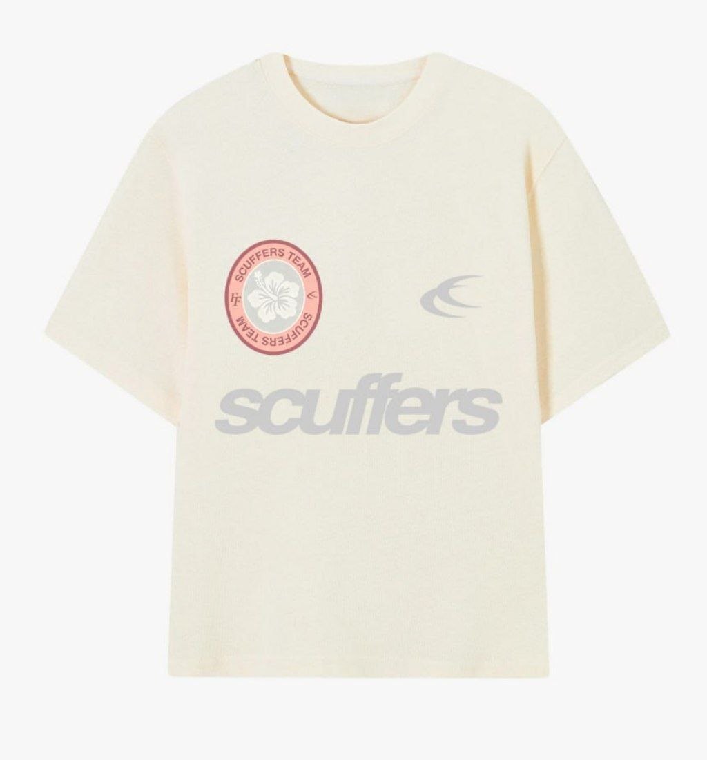 T-shirt Scuffers