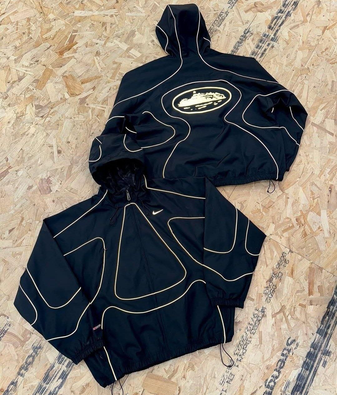 Veste Corteiz x Nike
