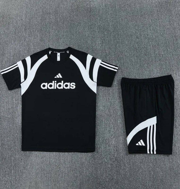 Ensemble Adidas