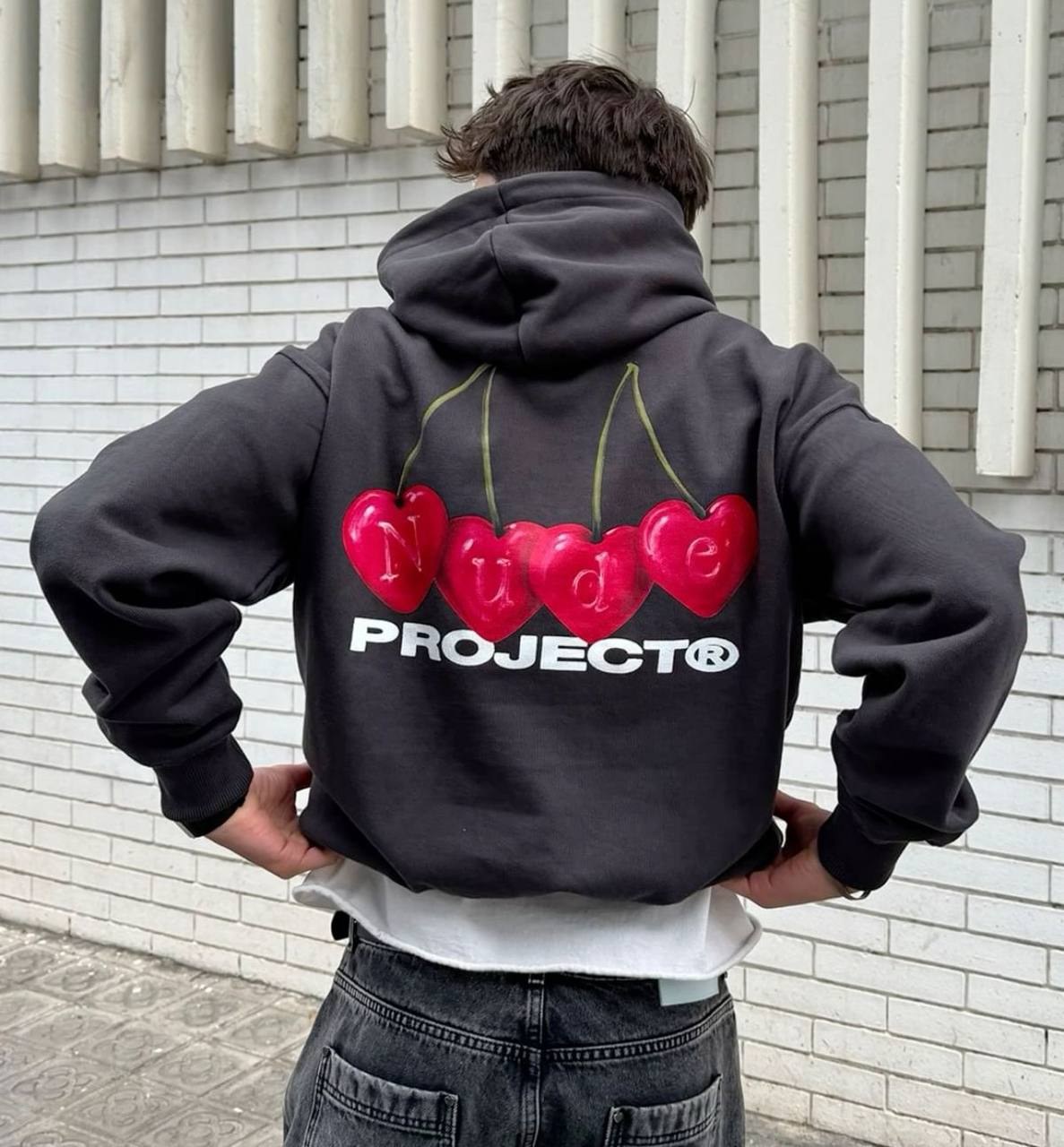 Pull Nude Project