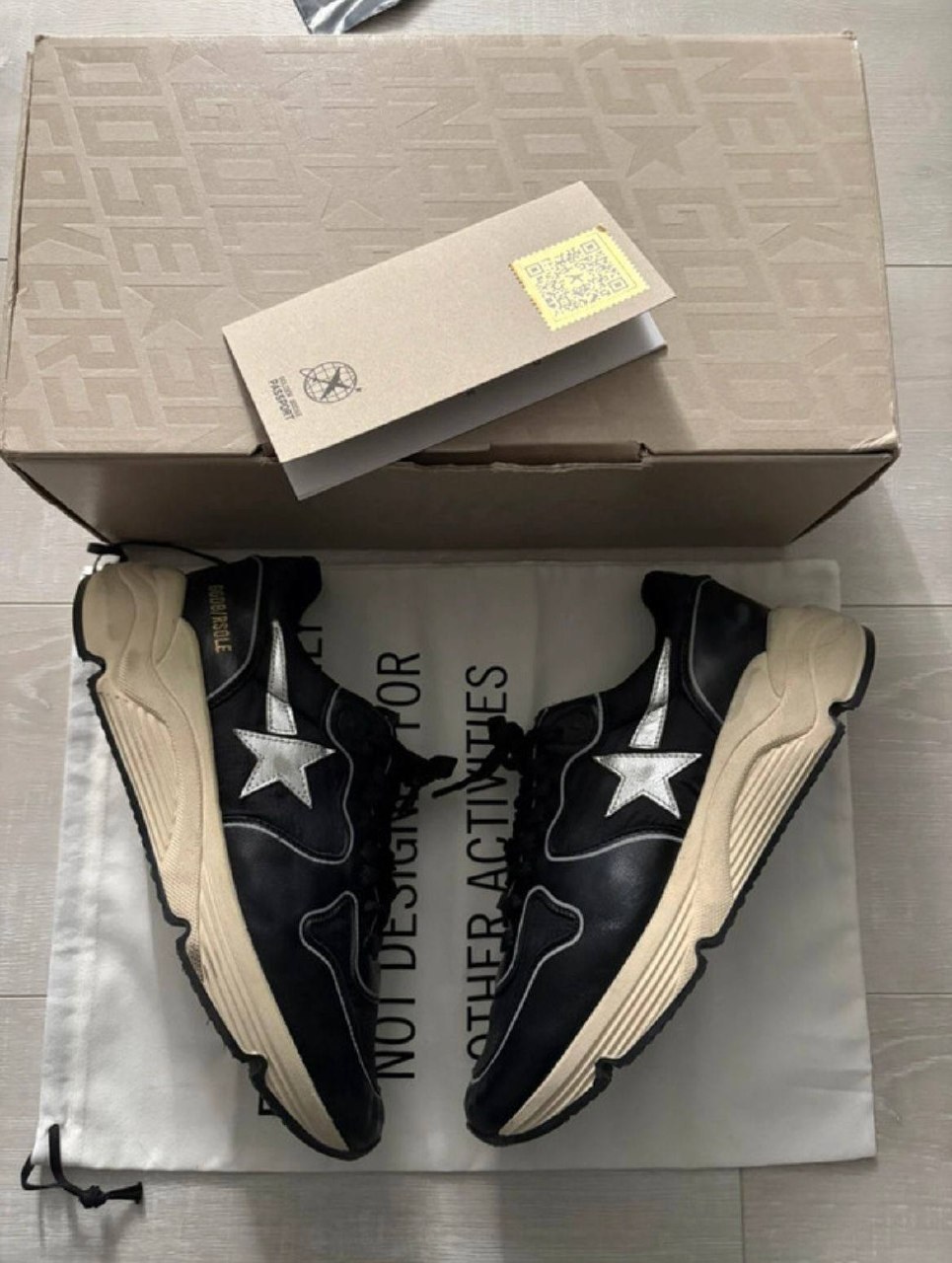 Golden Goose Running