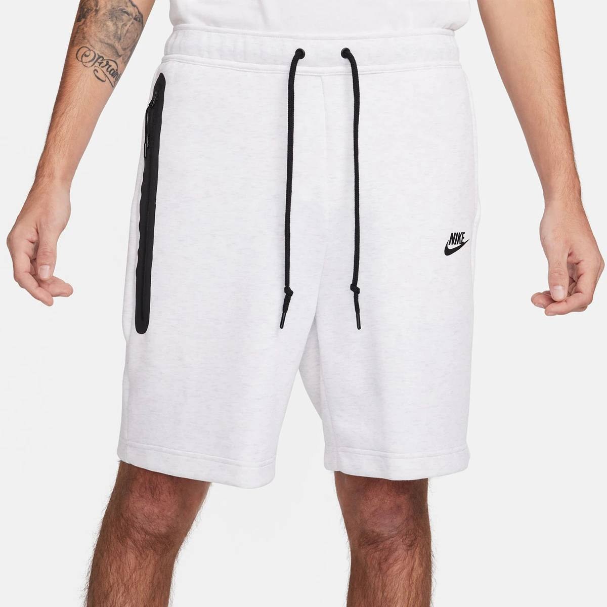 Nike Tech