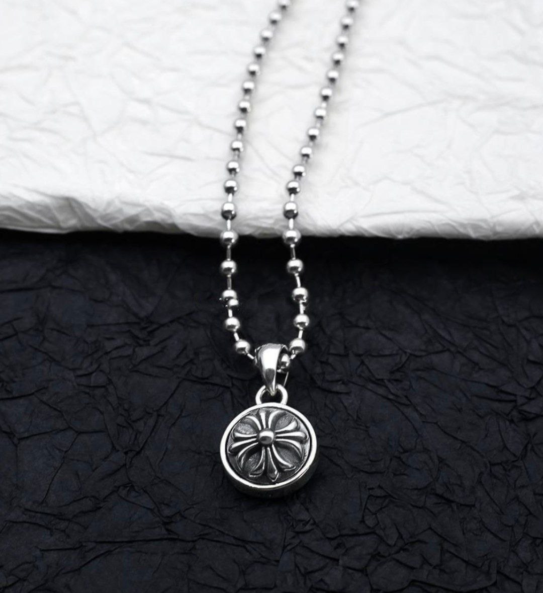 Collier Chrome Hearts