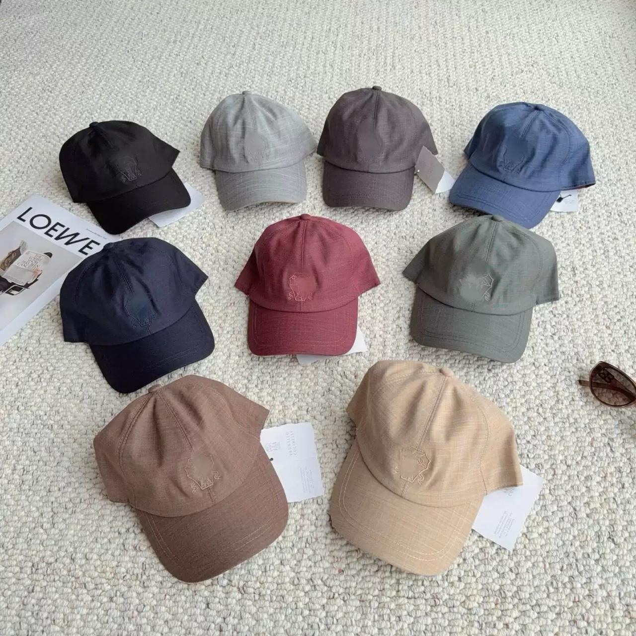 Classic baseball caps