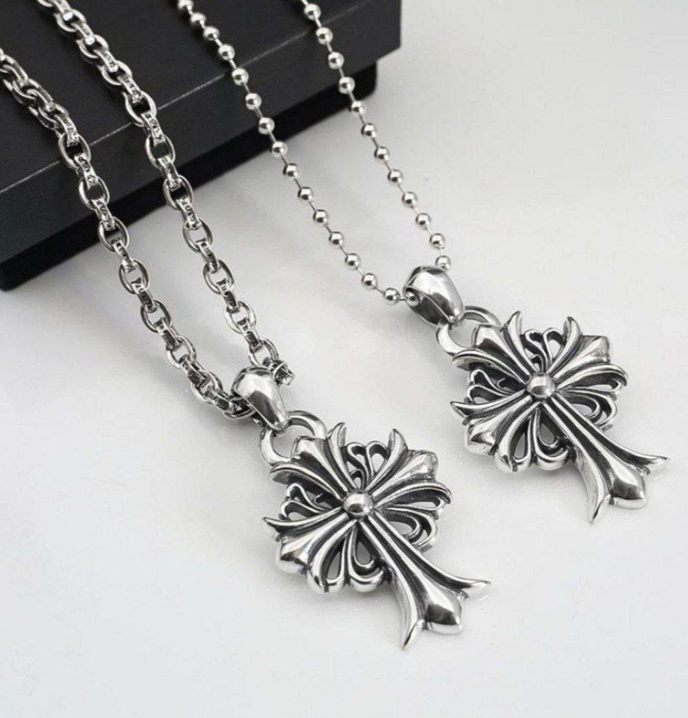 Collier Chrome Hearts