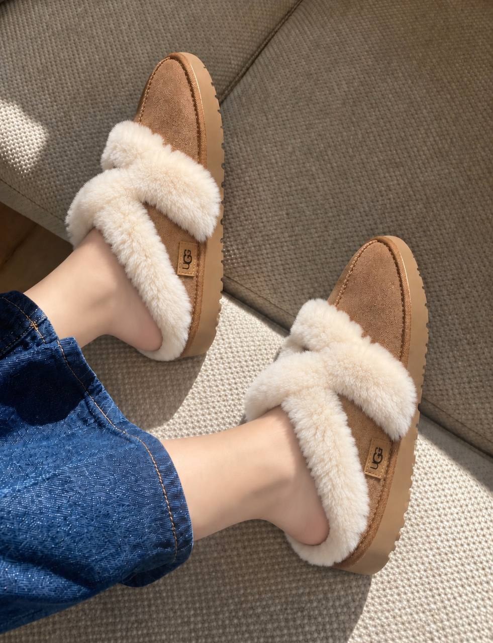 UGG