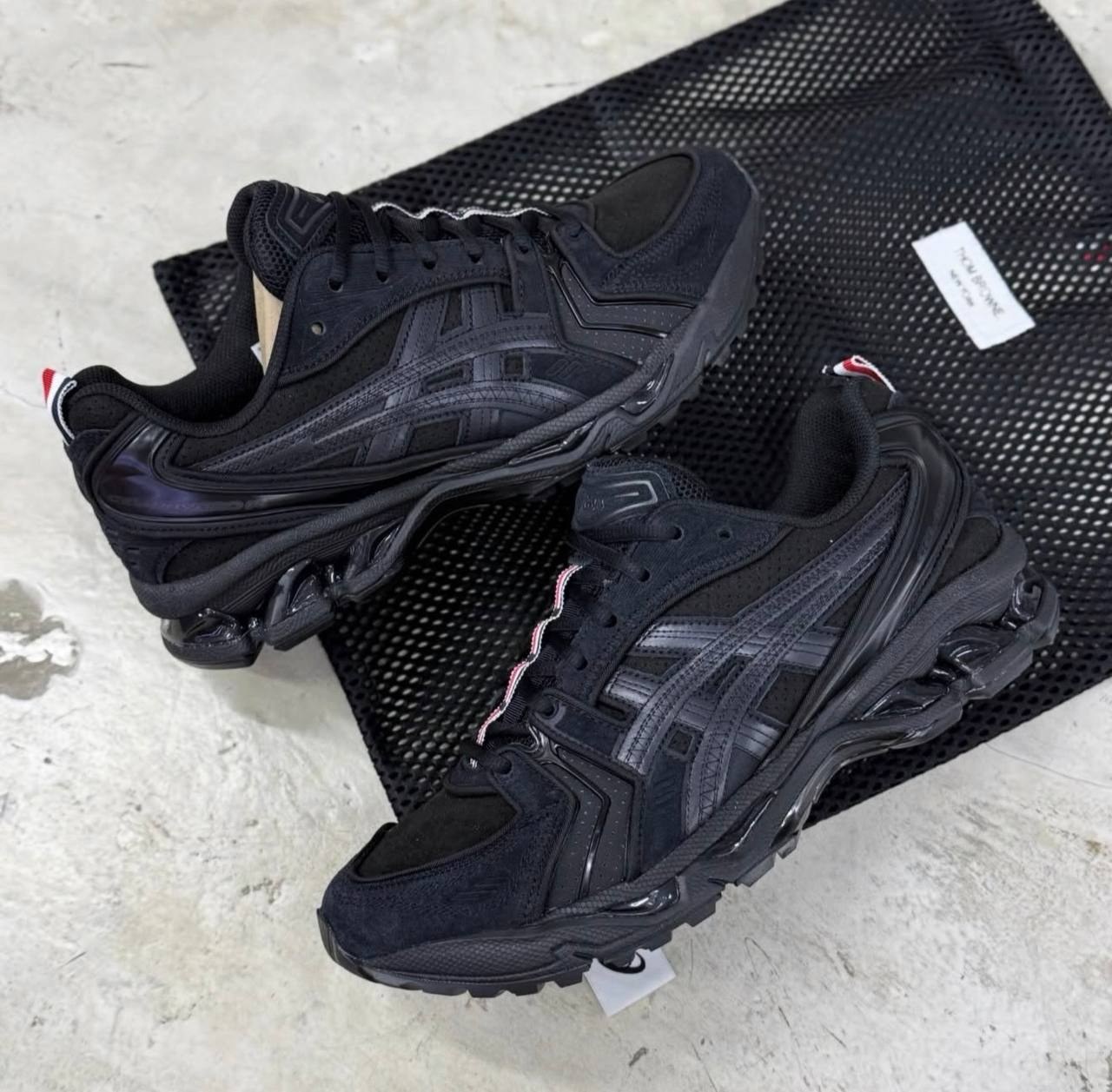 ASICS Gel Kayano 21