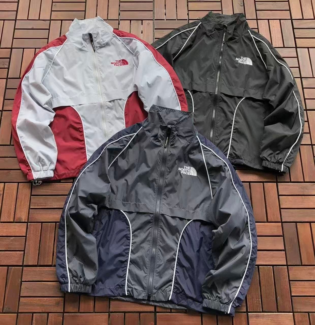 Vestes The North face