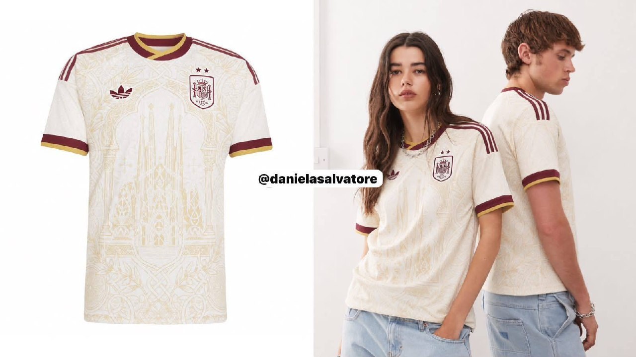 T-shirt Espagne X Sagrada