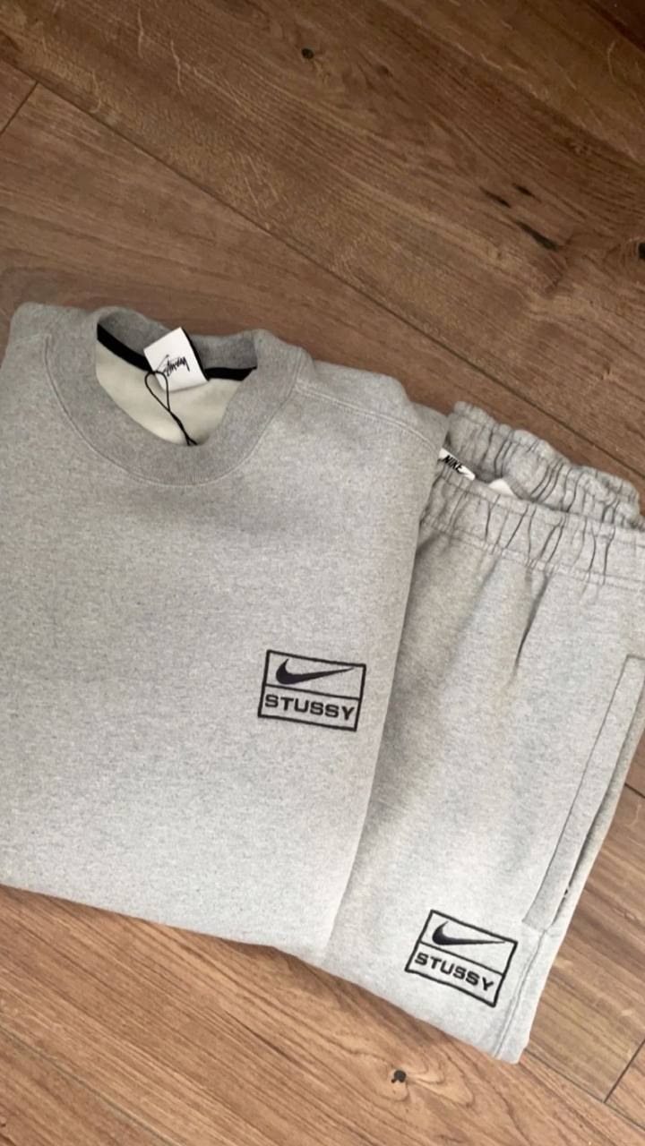 Ensmebles Nike X Stussy