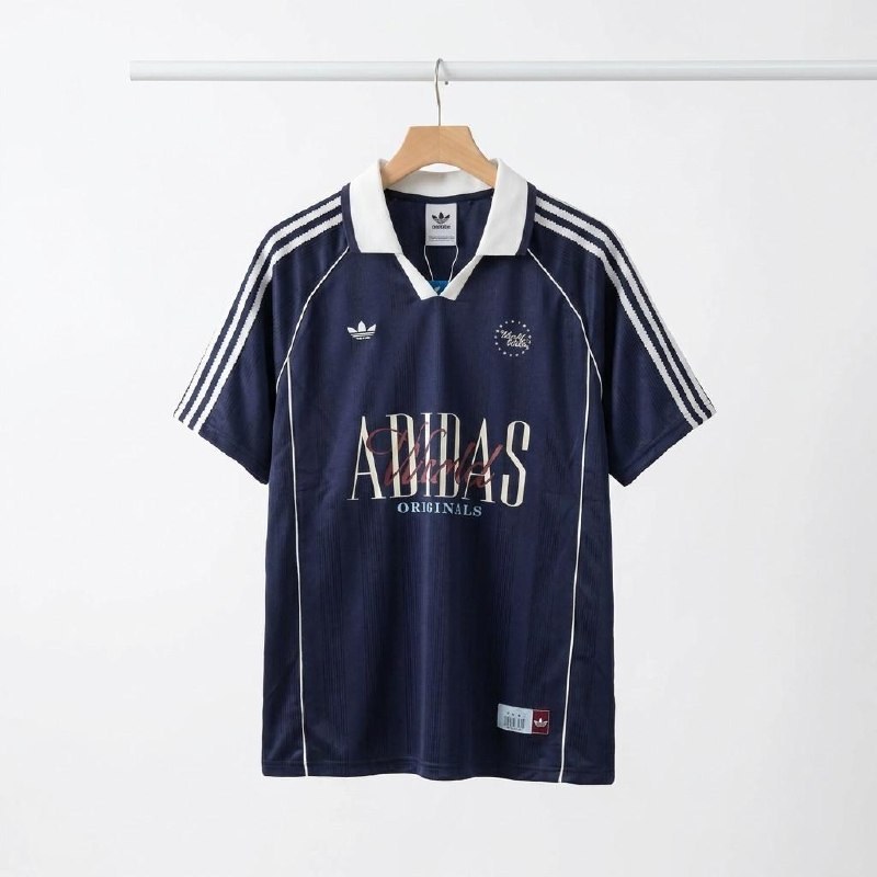 Adidas T-shirt