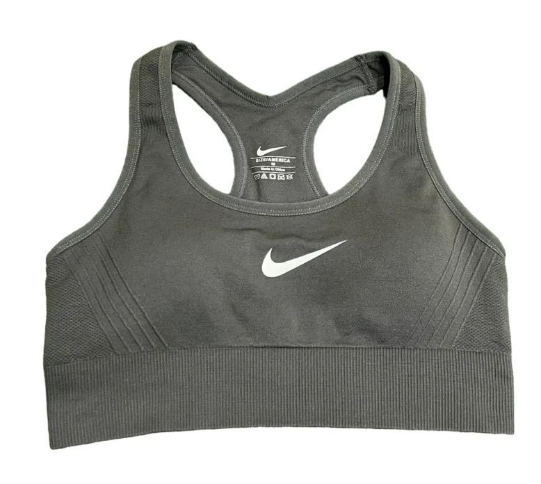 Nike top