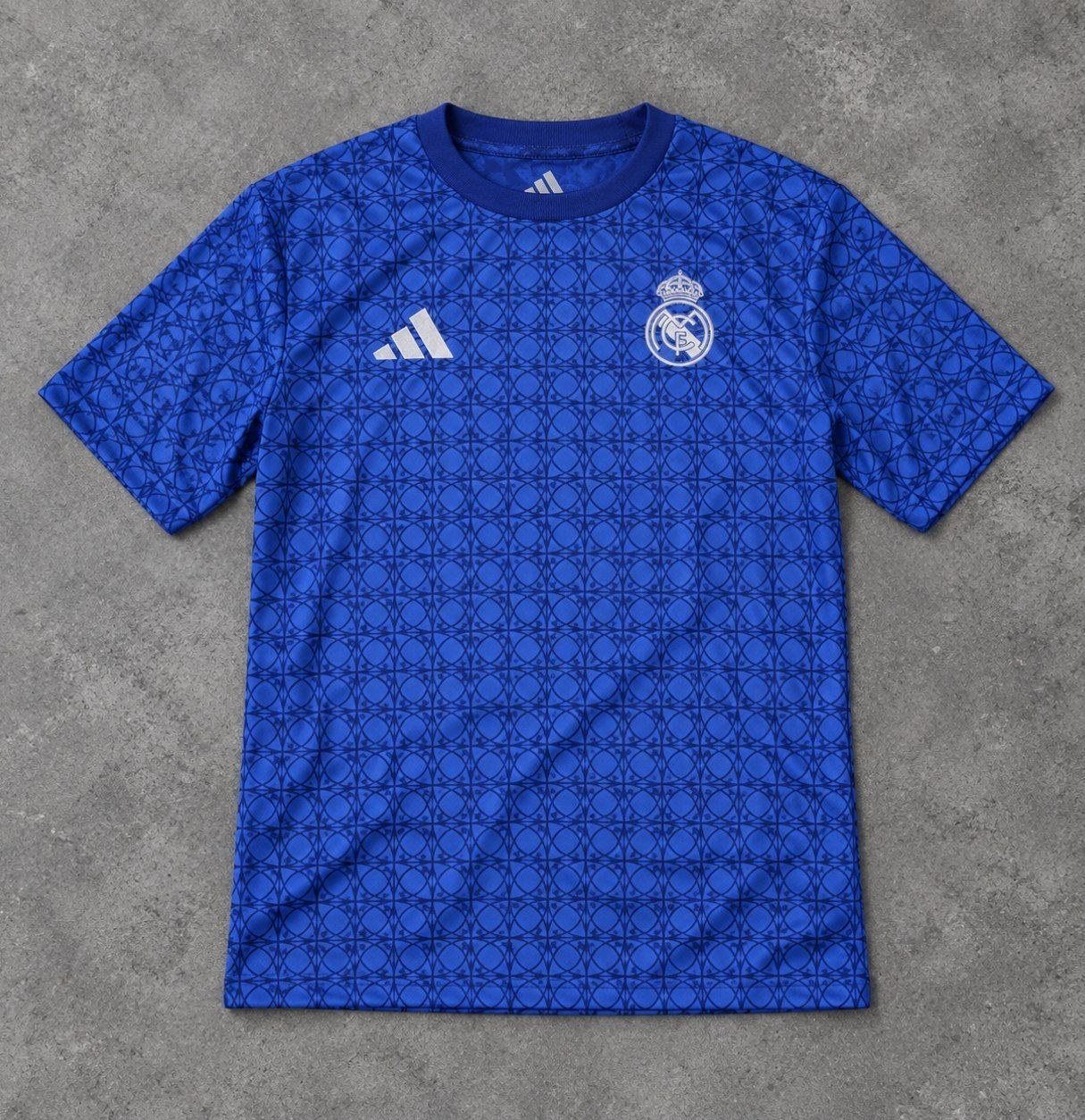 T-shirt pre match Real Madrid