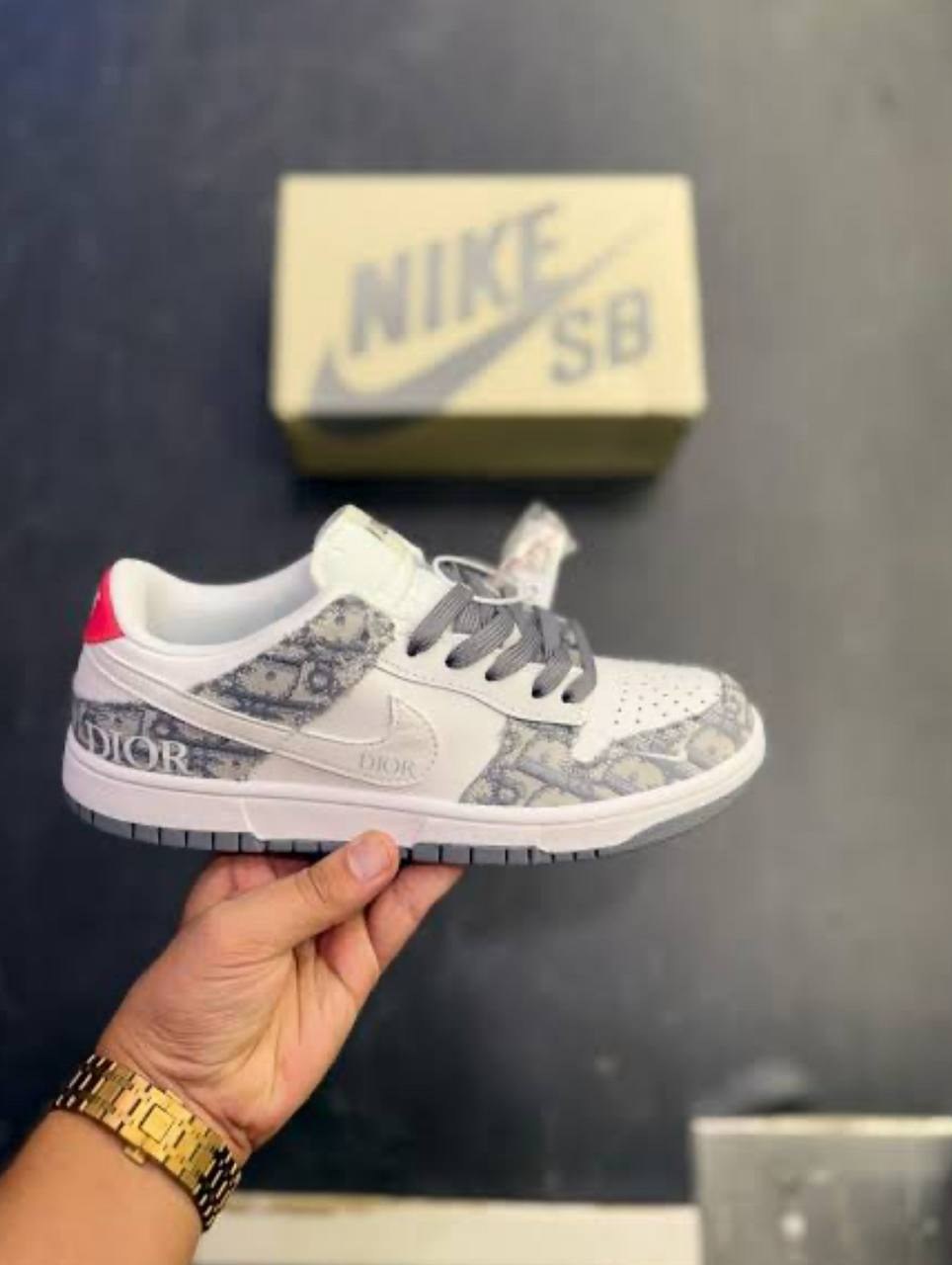 Nike X Dior ‼