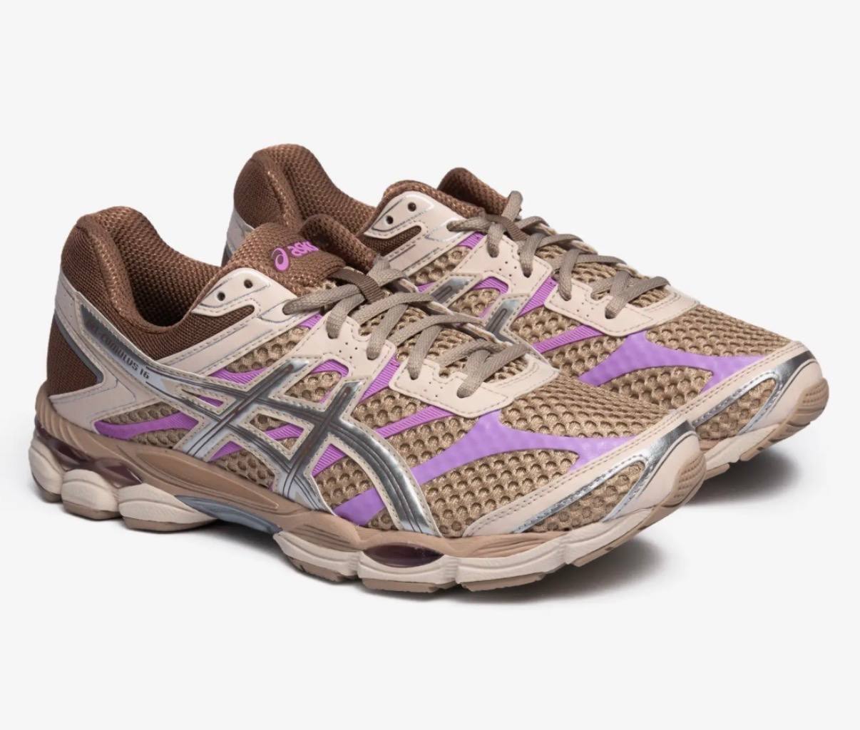 Baskets Asics Gel-Cumulus 16 beige et violet