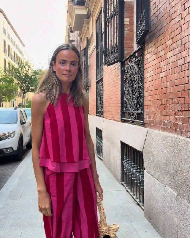 Ensemble Zara top et pantalon rayé fuchsia